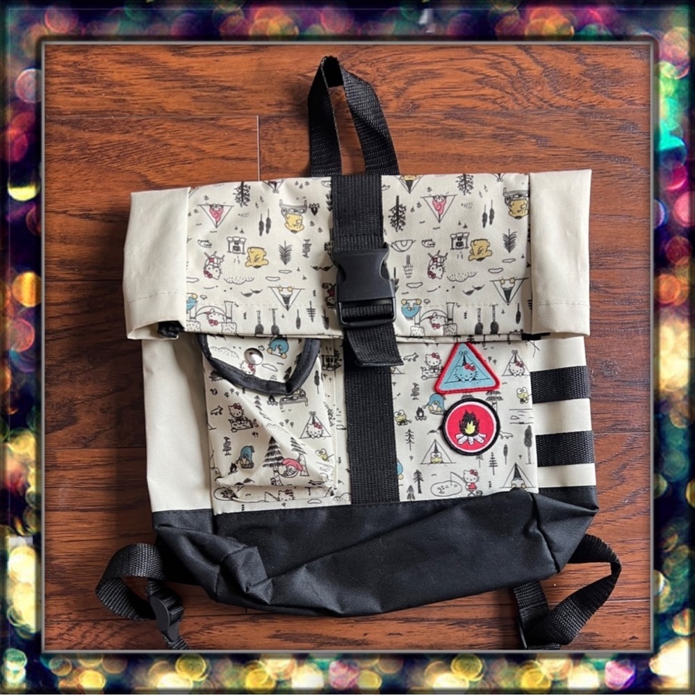 [Sanrio Hello Kitty] Camping S'mores Backpack